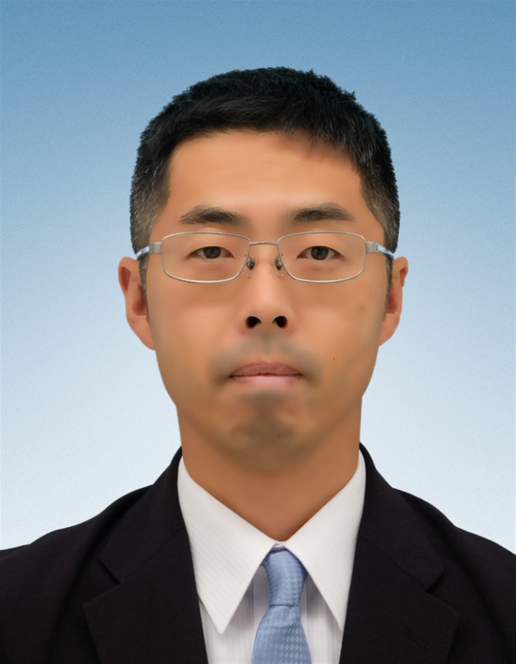 覚知 亮平